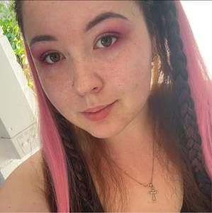 Meet your Posher, Claudia-ann